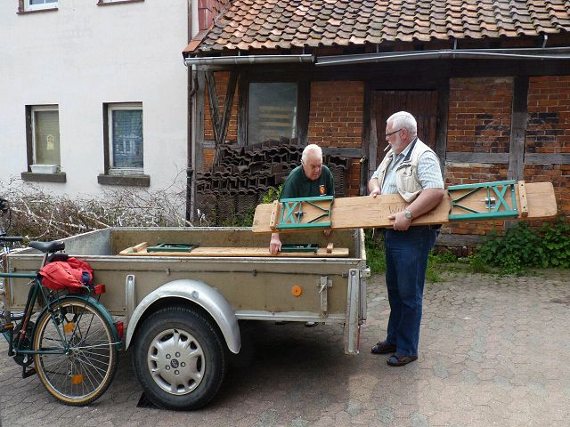 Krftige Mnner bei der Vorbereitung