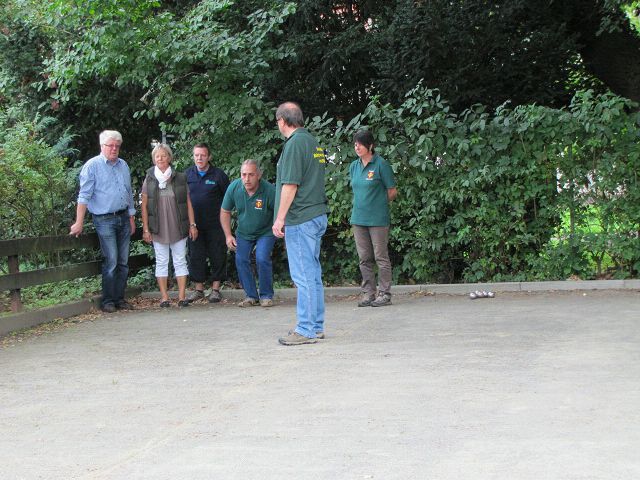 Auf der Boule-Anlage des Partnerschaftsvereins in Schladen